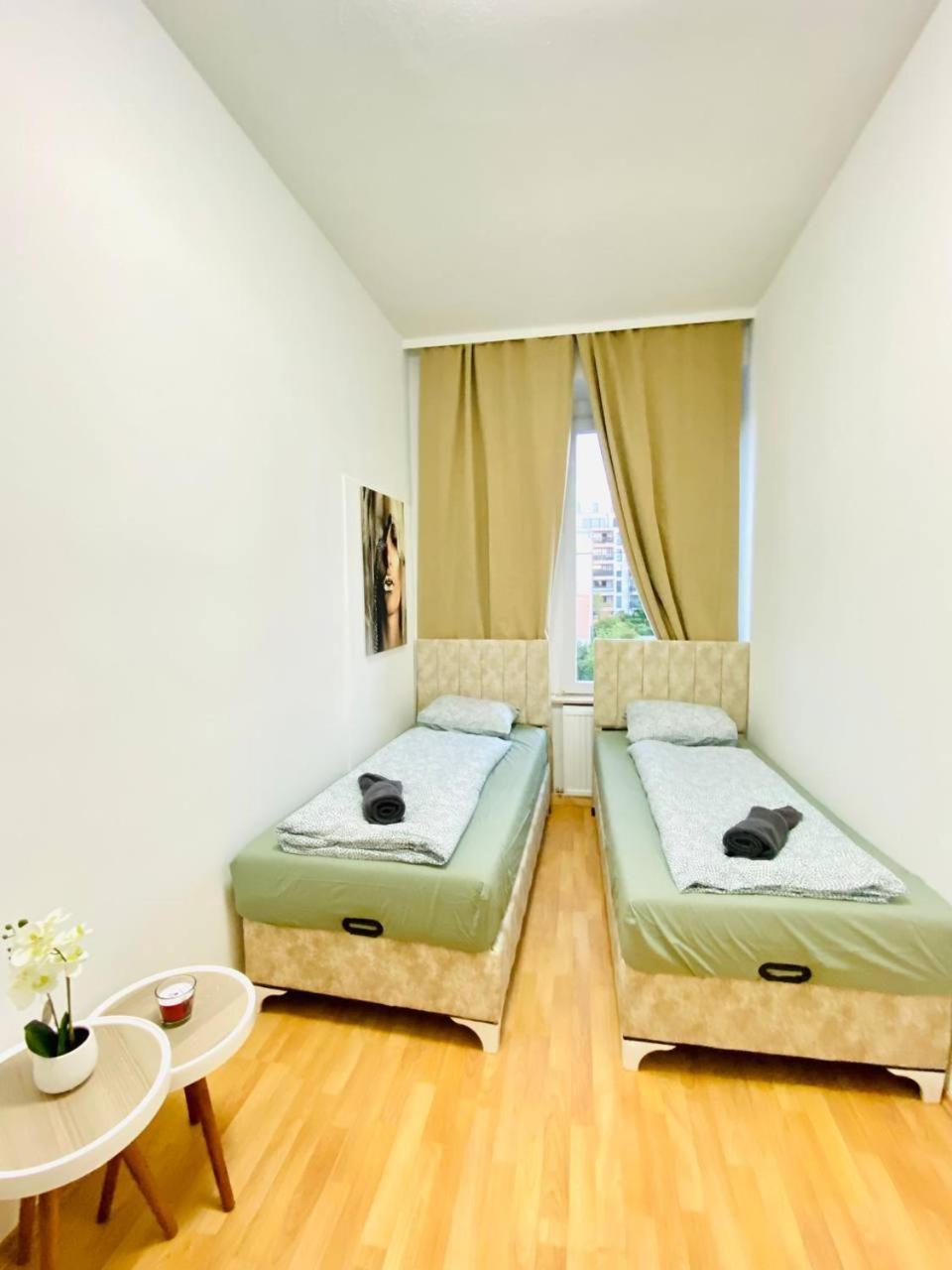 Comfortable Room In The 23Rd District Of Vienna Fr4 Экстерьер фото