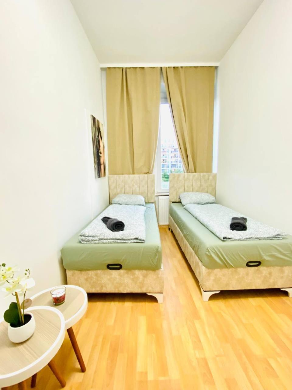 Comfortable Room In The 23Rd District Of Vienna Fr4 Экстерьер фото
